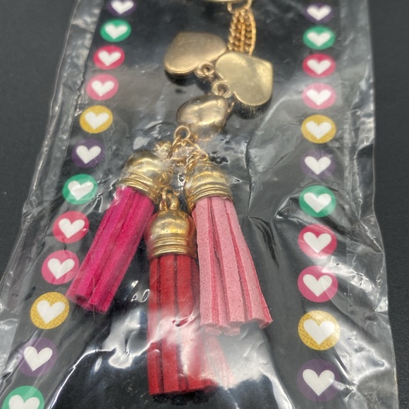 Item 677 Multi Pink Tassel Keychain - Picture 3 of 4